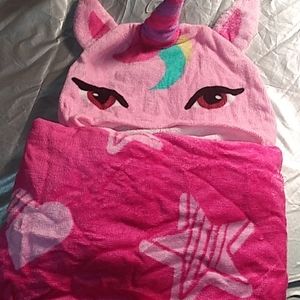 jojo siwa hooded bath towel
